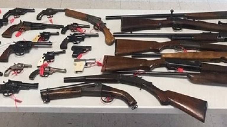 Getting guns off the street GOSHEN. Twenty-eight handguns and 10 long guns were turned in during Gun Buy-Back Program. Getting guns off the street GOSHEN. Twenty-eight handguns and 10 long guns were turned in during Gun Buy-Back Program.