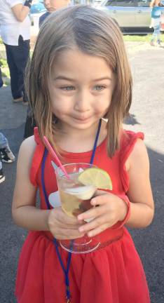 Abby B. with her apple mocktini