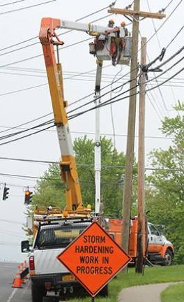 O&R wants to increase rates O&R says it wants to harden its electrical system and recoup the cost of storm repairs (Photo: Orange & Rockalnd: oru.com)