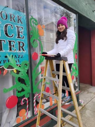 Chester Academy students decorate local shops with holiday scenes