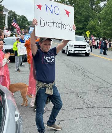 Hundreds rally in ‘No Kings Day’ protest A protester from Pine Bush shows his No Kings Day sign in Goshen.