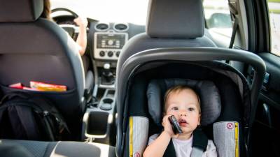 New NY law says kids must be in rear-facing car seat