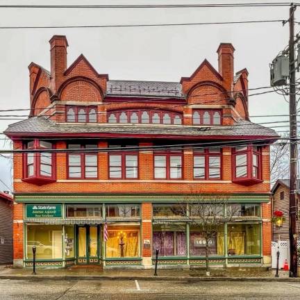 The new shop and spiritual center will open at 40 Main Street, Warwick, in mid-January.