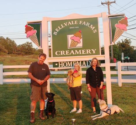 Guiding Eyes visit the Bellvale Creamery Guiding Eyes visit the Bellvale Creamery