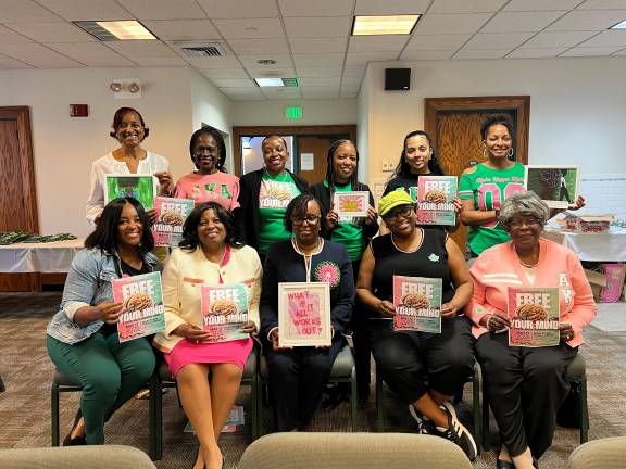 ‘Free Your Mind’ mental health awareness exhibit held in Middletown Back: Yvonne Holder, Nyhisha T. Gibbs, Saalihah Akbar, Dr. Lernice Henry, Yalitza Sepulveda and Netikka D. Seward-Holloway. Front: Anquinette Hayles, Meredith L. Henderson, Rasheena Wilson, Monica Blackwell Merritt and Marsha Henderson.