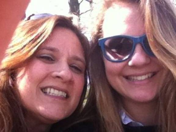Mommy & Me Contest Shaina and Linda Card of Goshen "Mom and daughter selfie."