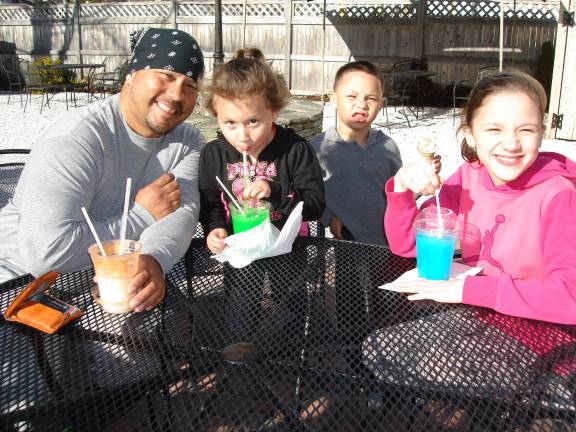 Trailside Treats attracts ice cream lovers hungry for spring The Vargas family (from left): Daniel and his children, Calista, 3, Daniel Jr., 5, and Alicia, 10. They were happy dad found his way to Trailside Treats from Maybrook. Daniel likes ice cream, and his sisters prefer slushies. (Photo by Geri Corey)