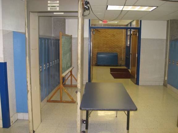 Debating Metal Detectors in city schools News Debating Metal Detectors in city schools News