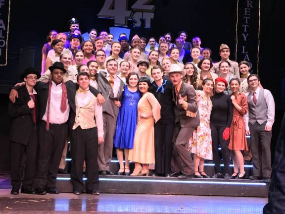 The entire cast of &#x201c;42nd Street&#x201d; following their last performance.