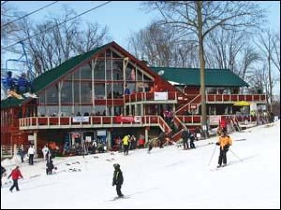 Hidden Valley Club marks 35 years of snow fun this season Hidden Valley Club marks 35 years of snow fun this season