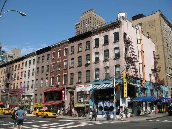 Map shows empty storefronts The retail landscape is the subject of a new map. Photo: MrTinDC via Fliickr