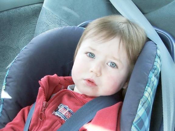 Middletown. State Police to host child safety seat event on Sept. 26 State Police will host a child passenger safety seat event on Saturday, Sept. 26, from 9 a.m. until 1 p.m. by appointment only at Troop F Headquarters, 55 Crystal Run Road, Middletown. Photo by Maria Paz Jimenez from FreeImages.