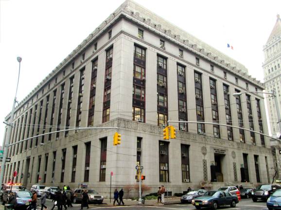creating city Spaces for artists The Louis J. Lefkowitz State Office Building on Centre Street could be rented out after-hours for rehearsals, performances or concerts, according to legislation now in a City Council committee. Photo: Beyond My Ken, via Wikimedia