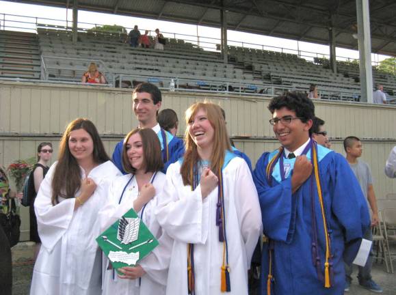 Goshen's Class of 2014 Elizabeth Schwartz, Hope Schaumburg, Hannah Godson, and Zachary Mayfield, Zachary Keuerleber and Aaron Goyzuela (One fellow is obscured)