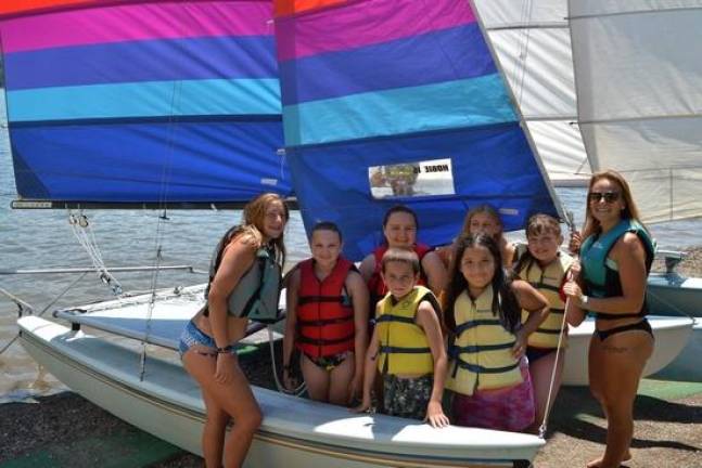 Campers go sailing
