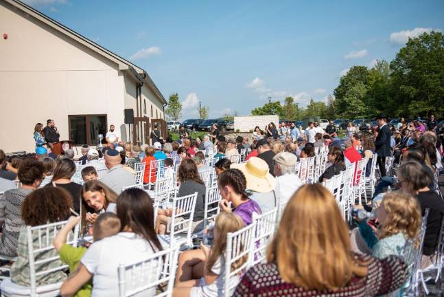 At the Grand Opening Celebration of the new Chabad Center for Jewish Life 200 people gathered.