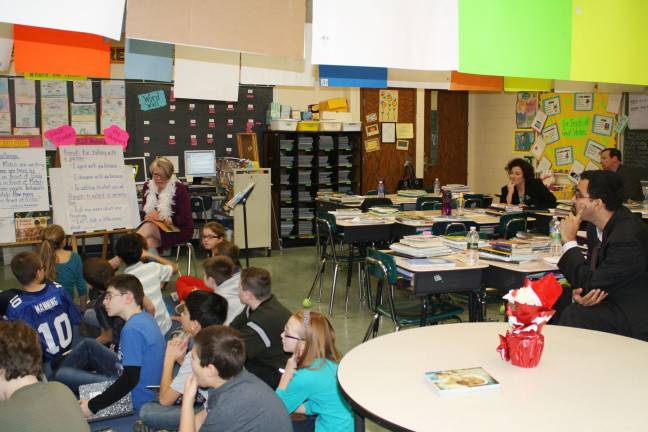 Commissioner of education visits Goshen Intermediate Dr. John King, Commissioner of Education, observes a lesson in Elizabeth Jung’s fifth grade class.