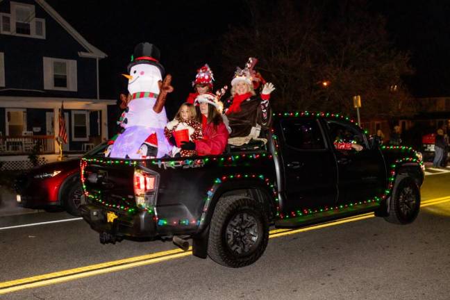 Holiday Light Parade in Chester, NY. Photos by Sammie Finch