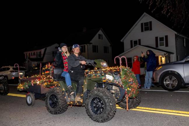 Holiday Light Parade in Chester, NY. Photos by Sammie Finch