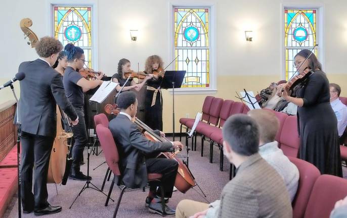 E’Lissa Jones and The Ebony Strings.