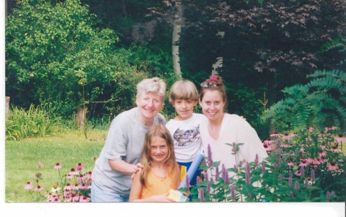 Ellen Shortess, left, grandchildren Emma Fulciniti and Evan Fulciniti (by Ellen’s oldest daughter Christine, not pictured) and Ellen’s daughter Micki, far right, circa 2000.