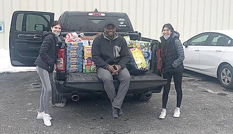 Monroe. Club Eclipse Volleyball travel team ‘gives back’ to Sacred Heart community programs Monroe. Club Eclipse Volleyball travel team ‘gives back’ to Sacred Heart community programs