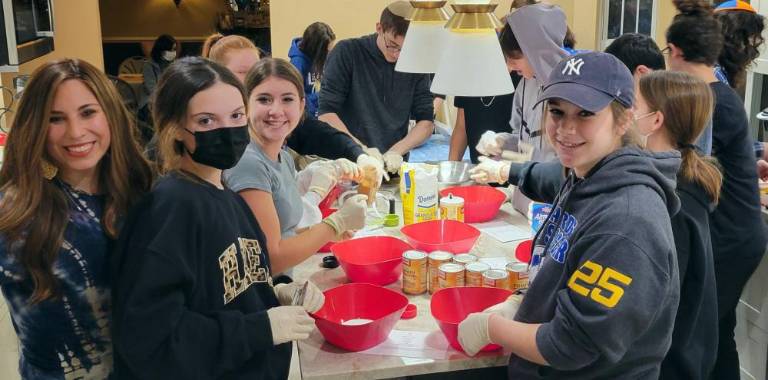 Cooking at CTeen’s Thanksgiving cook-off for seniors. Photos provided by Chabad of Orange County.