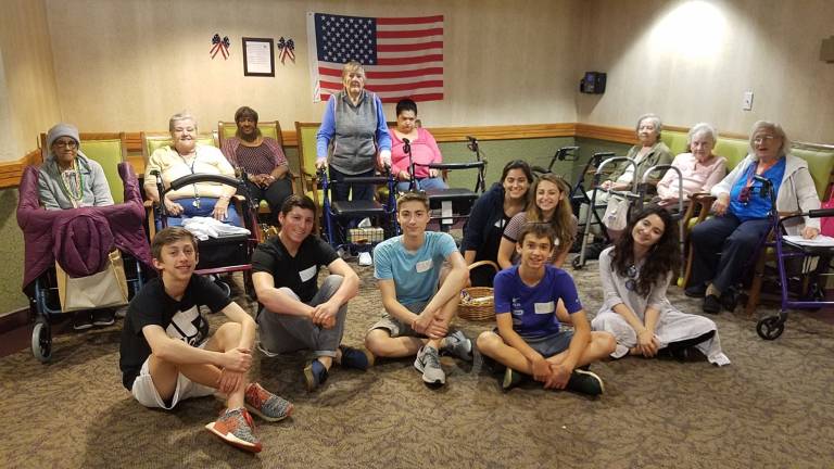 Chabad’s CTeen Cares Program spreads community kindness CTeen Cares participants at Sapphire Adult home in Goshen (Photo provided)