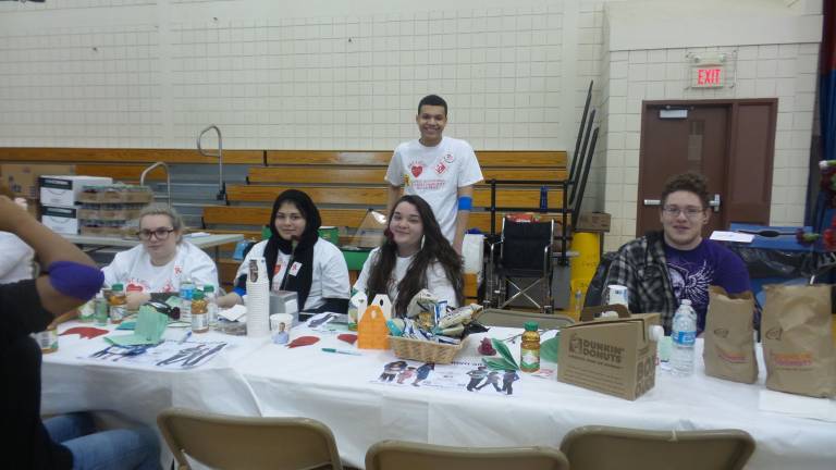 Hundreds give at Goshen blood drive Crew gives juices and treats to donors after they gave blood (Photo by Frances Ruth Harris)