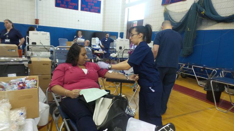 Hundreds give at Goshen blood drive Emioi Martinez and Marina Diaz (Photo by Frances Ruth Harris)