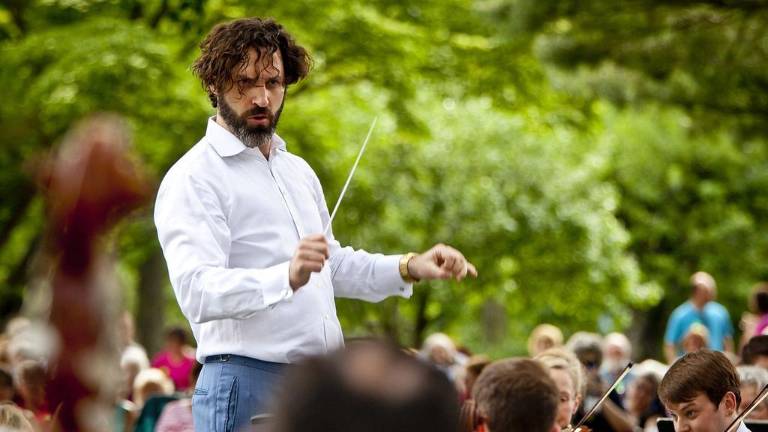 Newburgh Symphony opens 25th season on Sept. 14 with a world premiere composition Newburgh Symphony opens 25th season on Sept. 14 with a world premiere composition
