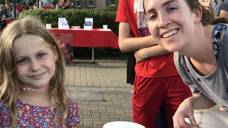 Ice cream consumption at big band concert smashes record Ice cream consumption at big band concert smashes record