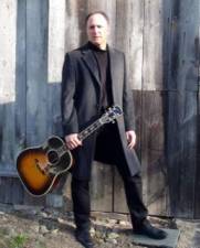 Warwick. Local songwriter performs benefit concert