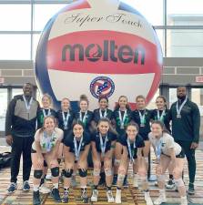 The 17 Elite: Back row: Coach Donovan Buckle, Casey Kidd, Isabella Doring, Kendra Daw, Rylee Thomas, Sienna Hunter, Katie Priest and Jordan Ader. Front row: Mackenzie Streever, Jayla Farinacci, Maria Grzelak, Sienna Birmingham and Jersey Jones.