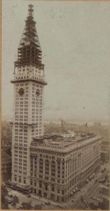 The Metropolitan Life Insurance Building under construction in 1908 on Madison Avenue. Photo: NYPL and OldNYC