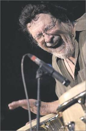 Percussionist Ray Barretto, a pioneer of salsa and Latin culture, dies at 76