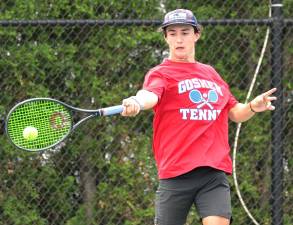 Braeden Gelletich during his New York State Public High School Athletic Association (NYSPHSAA) boys’ tennis championships match in June 2023.