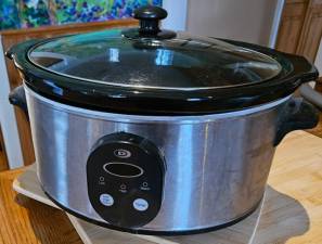 Food pantry, library team up to provide crockpots for families