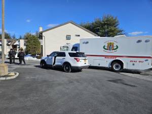 The Rockland County Bomb Disposal Unit arrives to assess the situation.