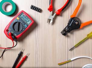 Community fix-it clinic at the Senior Center