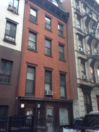 City officials say two men, including the owner, operated an illicit hotel at 156 West 15th St. despite having already been the subject of at least 13 illegal hotel complaints since 2014. Photo: Clarrie Feinstein