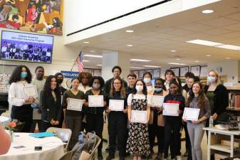 Chester Academy students celebrate completing their internships at the 2022 Partner Appreciation Breakfast. Left to right: Erica Ramos, Spencer Lewis, Elena Paulino, Mitchell Hazzard, Adriana Bonilla, Esther Tanis, Autumn Tyler, Ashleigh Sharp, Brian Connell, Gino Scifo, Nicole Munoz, Noah Im, Akua D. Osei Kwanin, Ryan Salerno, Carolyn Harvey, Yvelord Saint Vil, Nicholas Dicurcio, Maria Grzelak, Emily Petramale, and Emma Fiore. Photo provided.