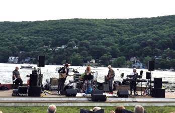 Some Guys and a Broad plays Pennings Farm Cidery on Sunday, Sept. 6
