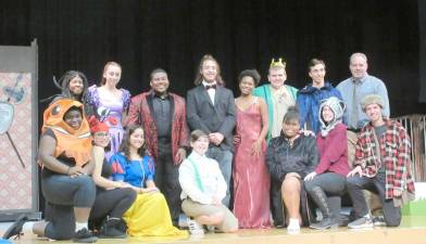 Back row: Tayla Bristol, Emma Fiore, Jonathan Walters-Suber, Samuel Stanton, Zuria Freeman, Chris Flynn, Joe Catalano, William Strack, front: Sienna Walker,Mia Rosario, Jelena Diaz, Michael Miller, Kania Walker, Erin Holton, and Derek Beck.