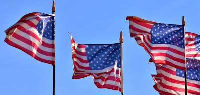 The Chester Cemetery Association has announced its tenth annual “flag sponsorship” for Memorial Day. Last year, more than 500 flags graced streets in the Village of Chester for the holiday weekend. Photo illustration by Alexa from Pixabay.