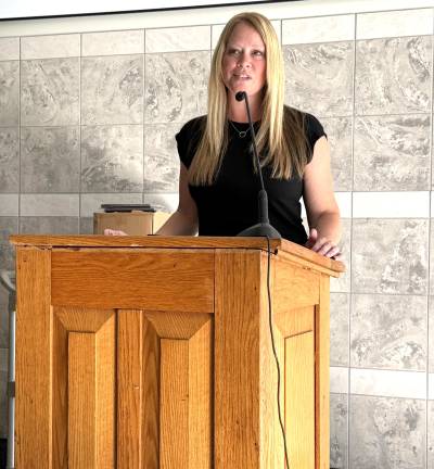 Jennifer Burretto, guidance counselor and work-based learning coordinator, shares remarks on the program.