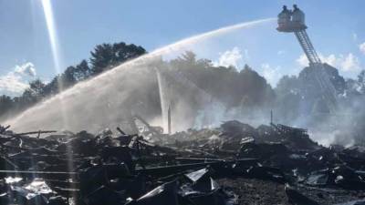 UPDATE: Barn fire kills 11 horses in Milford