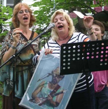 At a previous Bill Perry Day in Sugar Loaf, picturing Rachel Bertoni, left (Photo: Music for Humanity: musicforhumanity.org)