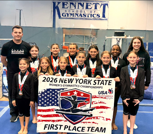 Front (L to R) – Aria Mirakhmedova, Celine Nunez, Kensi Carillo, Emerson Panfile, Lea Galin and Ella Brendel. Back (L to R) – Coach John Smales, Fiona Dolson, Athena Croak, Gianna Dunado, Mattigan Gray, Milan Ibocko and Coach Emily Jennings.