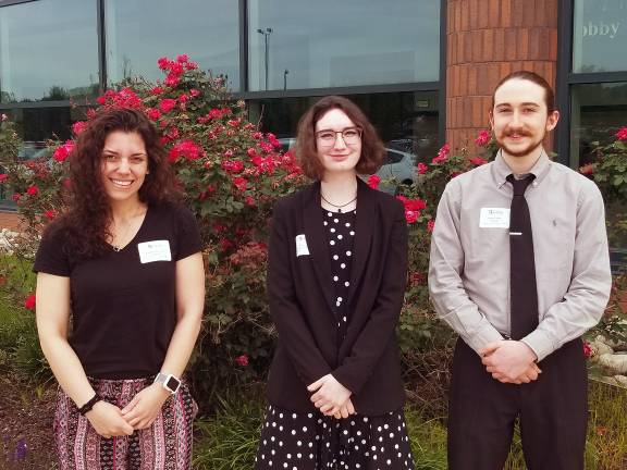 SUNY Orange students present research at beacon conference